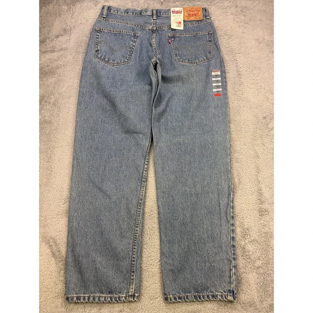 Levis levis 550